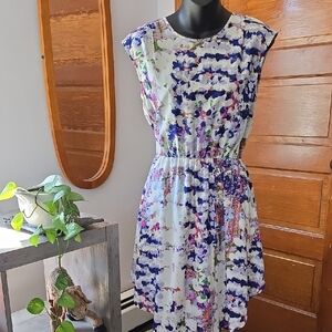 Collective Concepts Sweet + Simple Hydrangea Cap Sleeve MiniDress Small